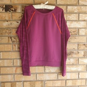 Lululemon  long sleeve sports shirt size M